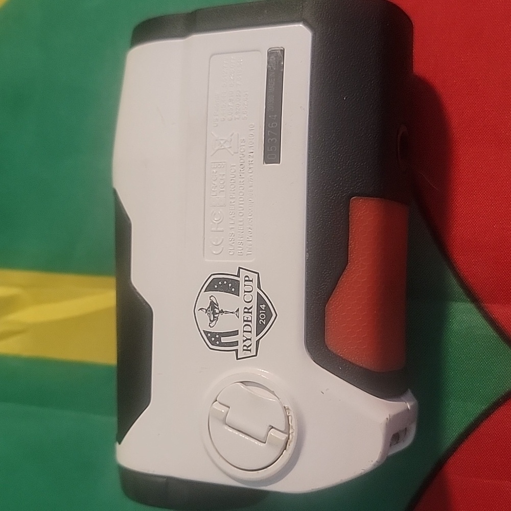 Bushnell Rangefinder Tour v3 RARE - Picture 3 of 4
